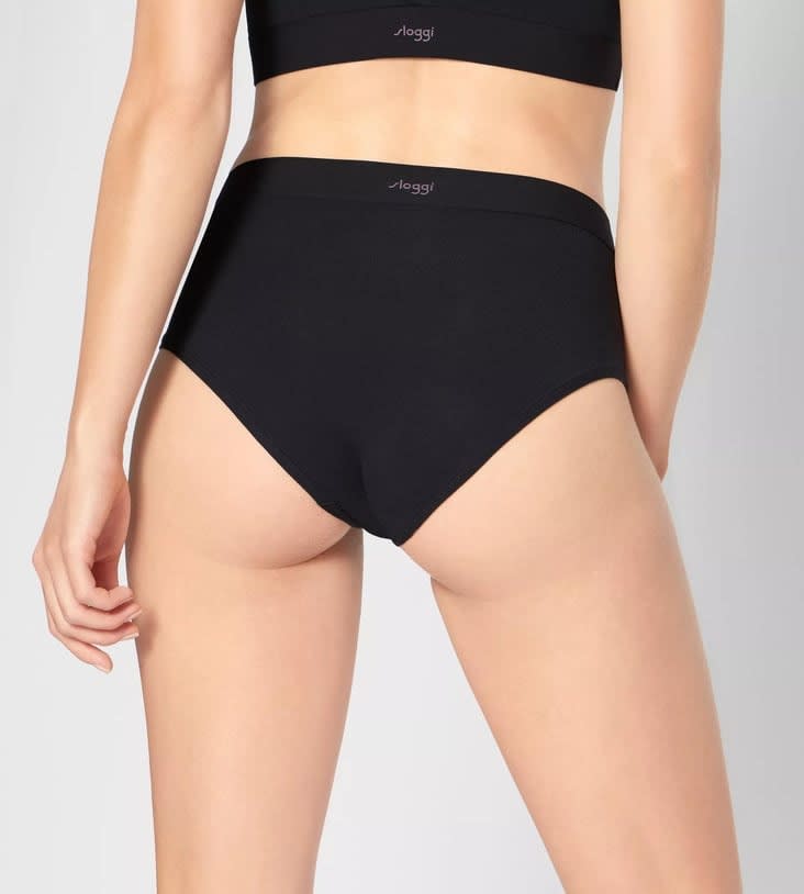 Sloggi Klasikinės modalo kelnaitės aukštintu juosmeniu GO ALLROUND MAXI BLACK