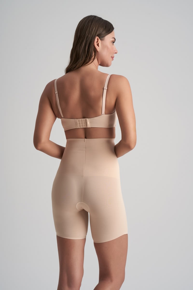 ByeBra Itin stiprios kompresijos besiūliai formuojantys šortukai WAIST CONTROL HW BEIGE