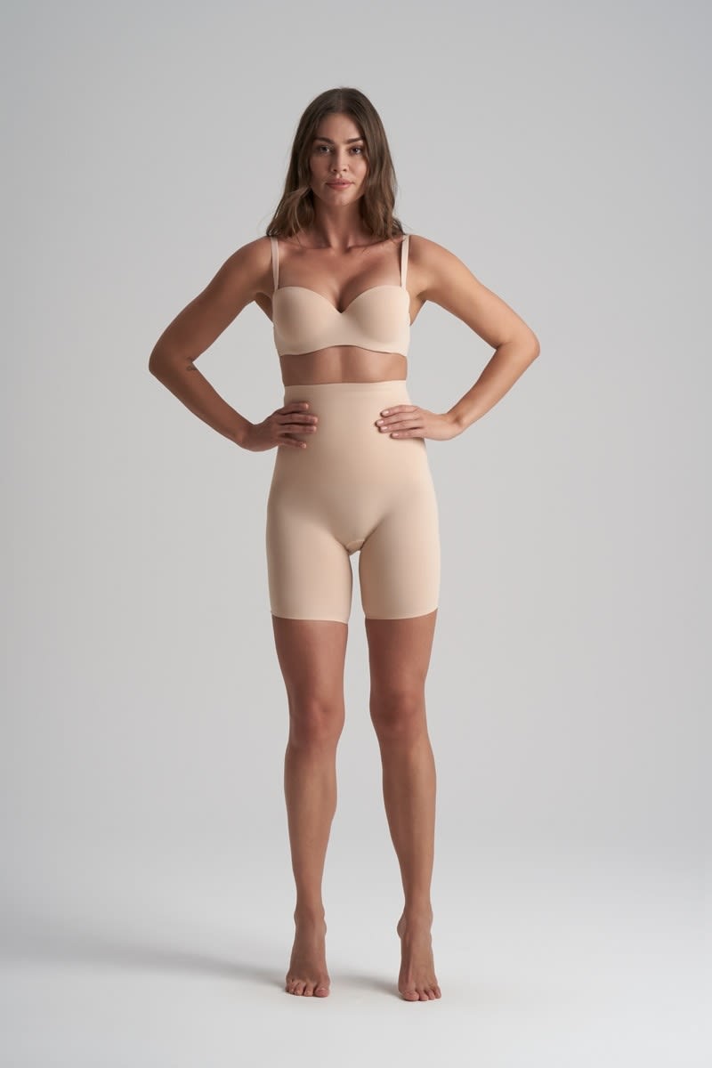 ByeBra Itin stiprios kompresijos besiūliai formuojantys šortukai WAIST CONTROL HW BEIGE