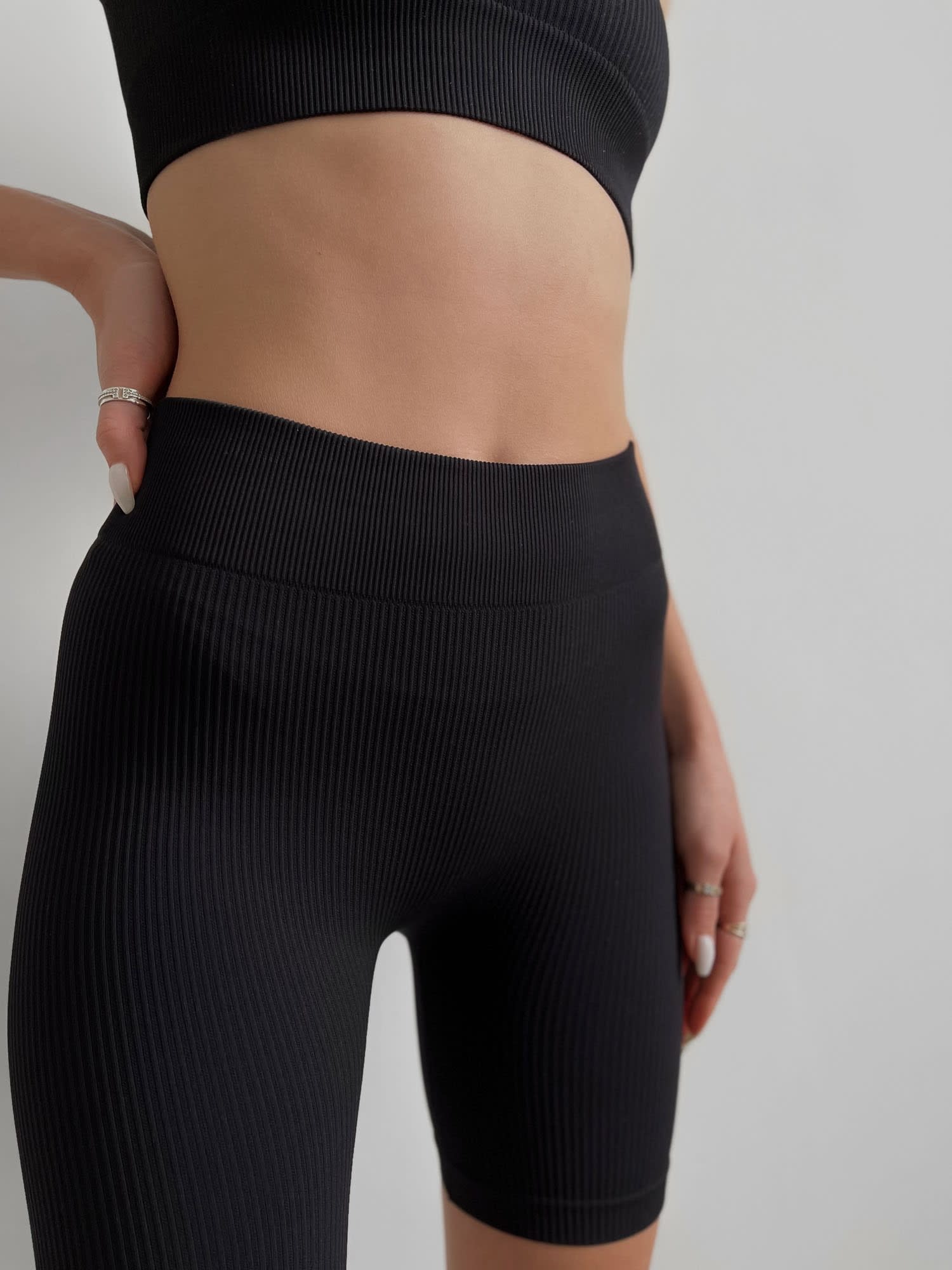 SiaWear Formuojantys biker šortai POWER RIB MID RISE BLACK