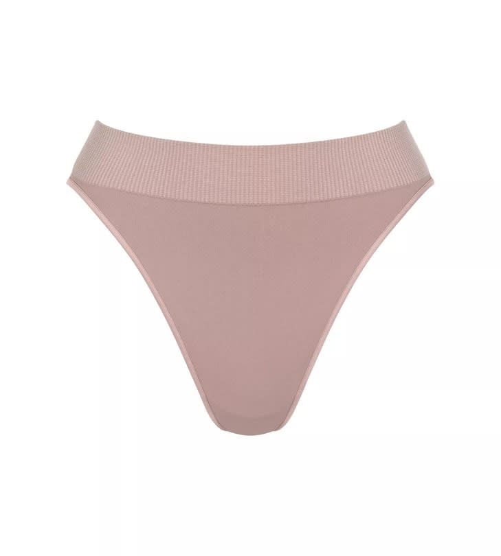 Sloggi Kelnaitės su alavijo mikrokapsulėmis EVER INFUSED ALOE HIGH LEG FOGGY MAUVE