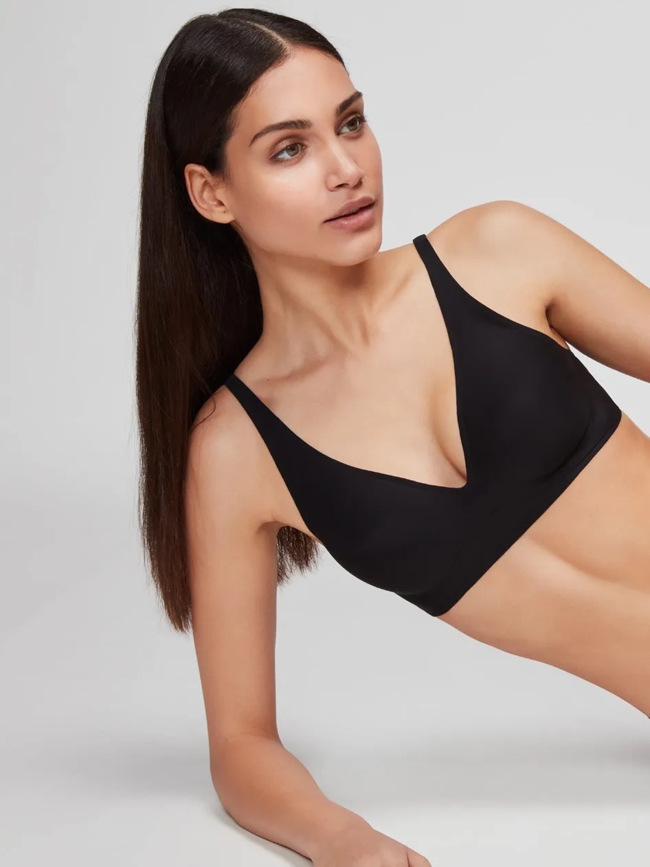Gisela Lazeriu kirpta bevielė liemenėlė COMFY BLACK