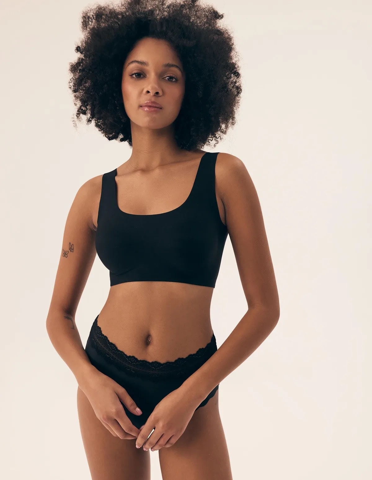 Henderson Ladies Lazeriu kirpta bevielė liemenėlė BIRD BLACK