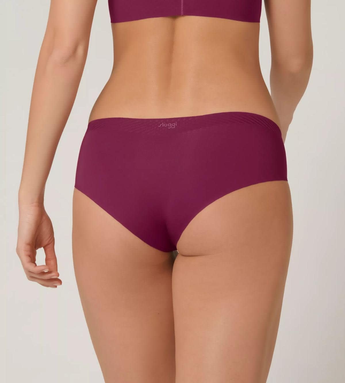 Sloggi Lazeriu kirptas apatinių komplektas BODY ADAPT, tamsi rožinė