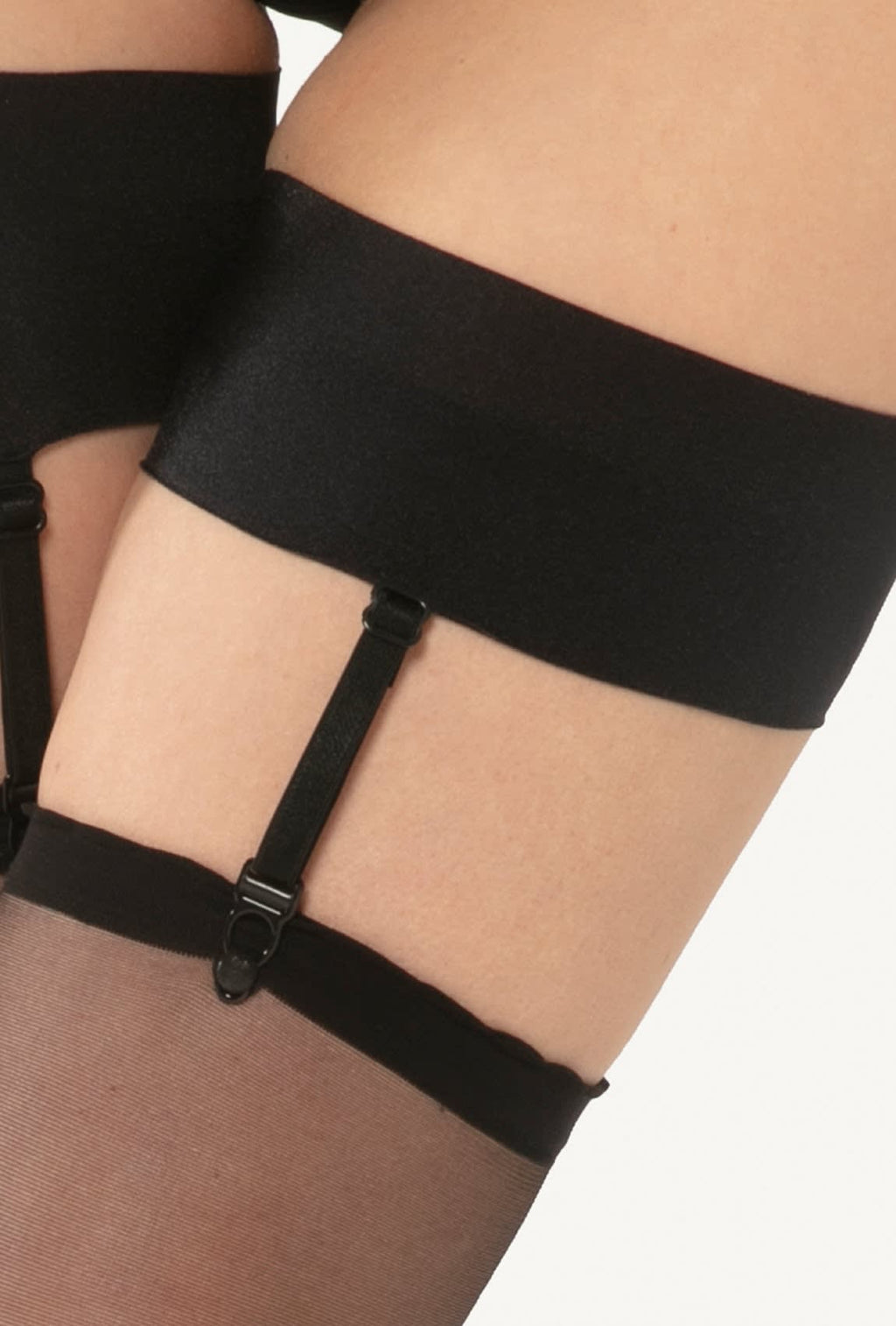 Gatta Prisegamos kojinės su prilaikančiais keliaraiščiais BELLA 20 den., juoda