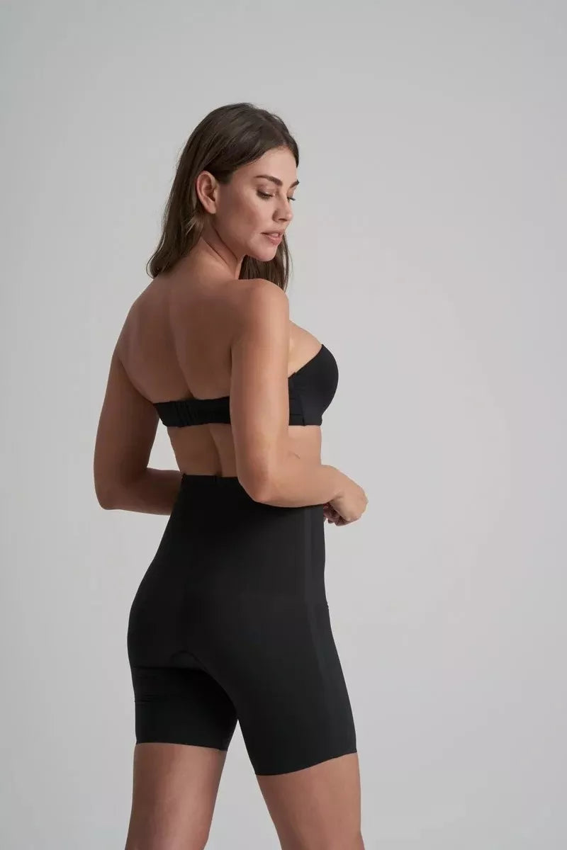 ByeBra Itin stiprios kompresijos besiūliai formuojantys šortukai WAIST CONTROL HW BLACK
