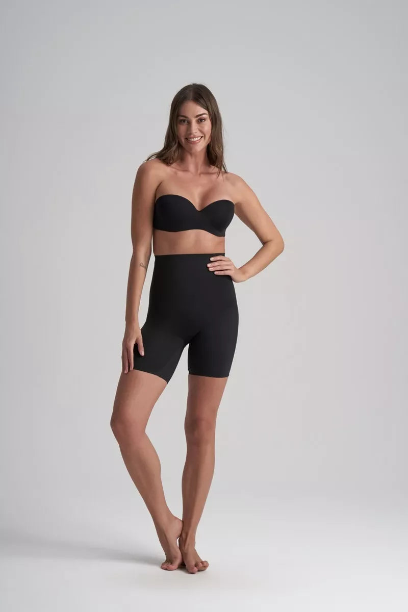 ByeBra Itin stiprios kompresijos besiūliai formuojantys šortukai WAIST CONTROL HW BLACK
