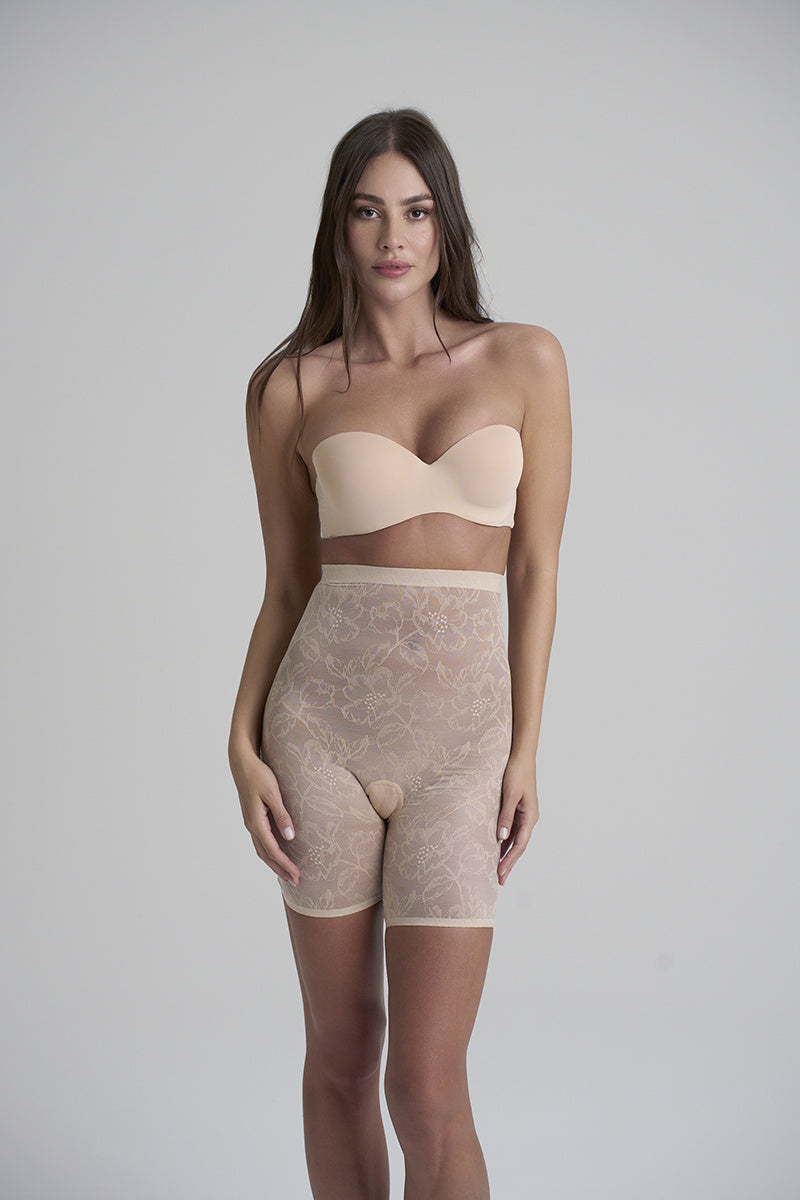 ByeBra Vidutinės kompresijos formuojantys šortukai LACY SHAPING SHORT BEIGE LACE