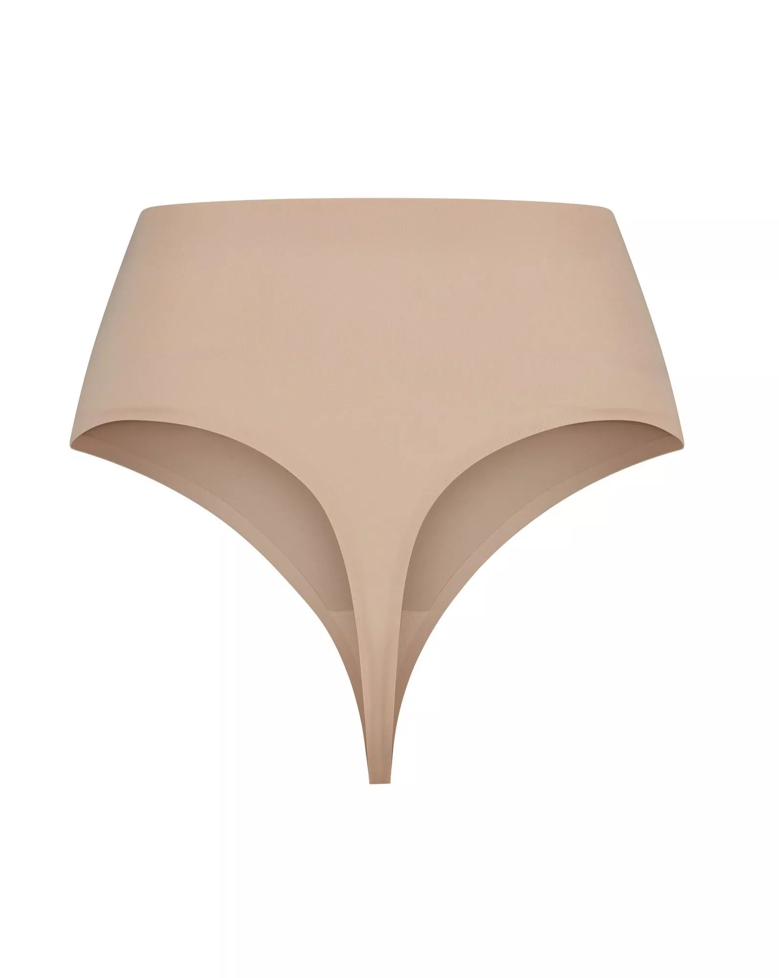 ByeBra Lengvos kompresijos besiūlės formuojančios tanga kelnaitės INVISIBLE MW THONG BEIGE