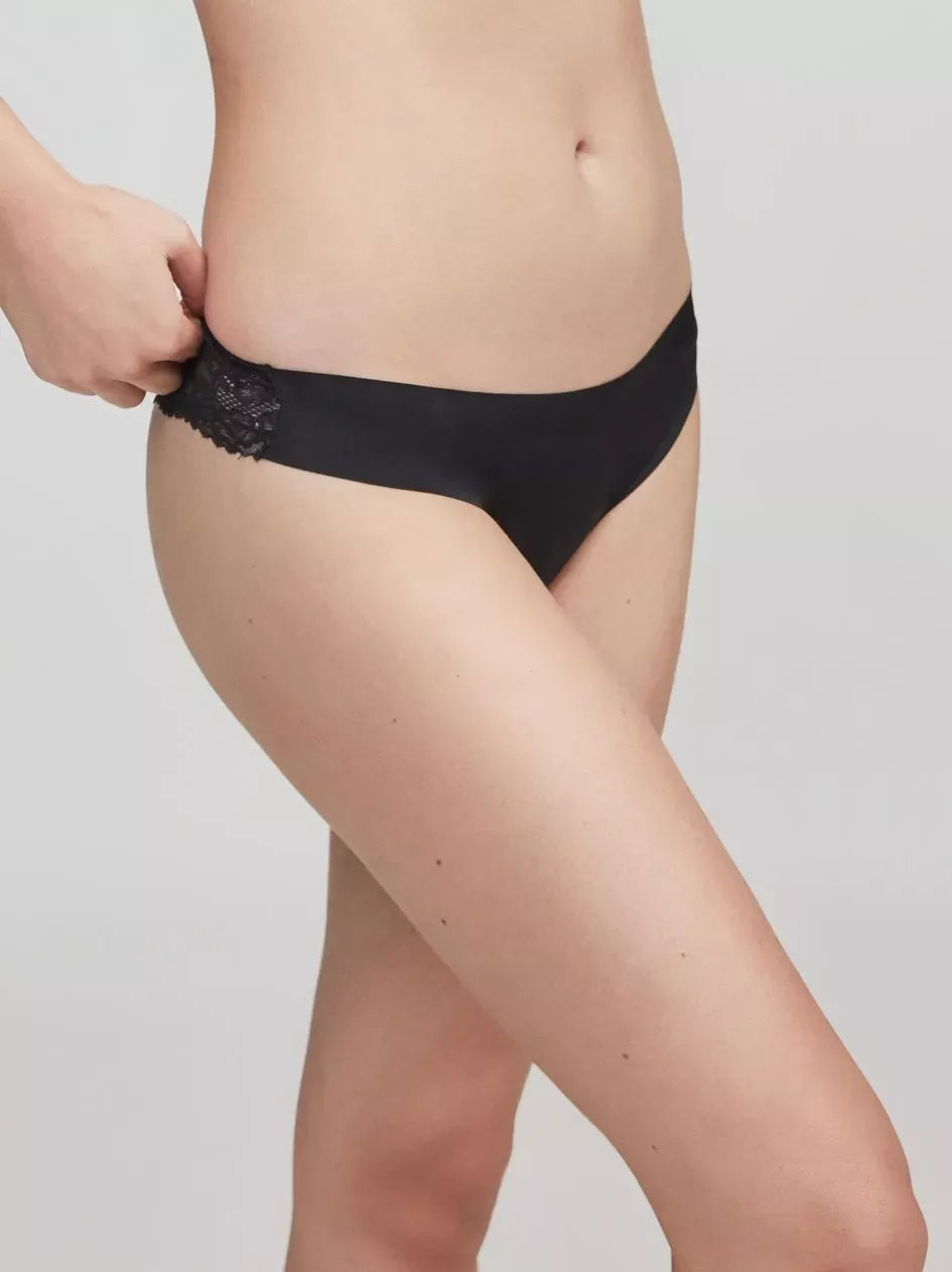 Gisela Lazeriu kirptos braziliškos kelnaitės LACE BLACK