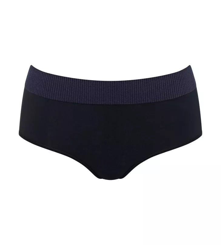 Sloggi Kelnaitės aukštintu juosmeniu su alavijo mikrokapsulėmis EVER INFUSED ALOE HIGH WAIST BLACK