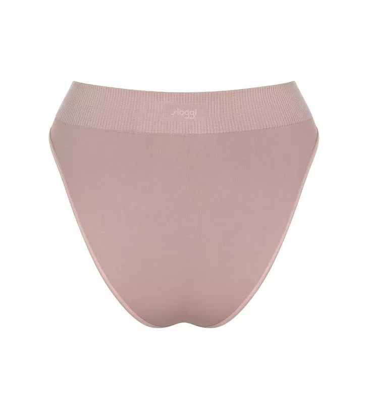 Sloggi Kelnaitės su alavijo mikrokapsulėmis EVER INFUSED ALOE HIGH LEG FOGGY MAUVE