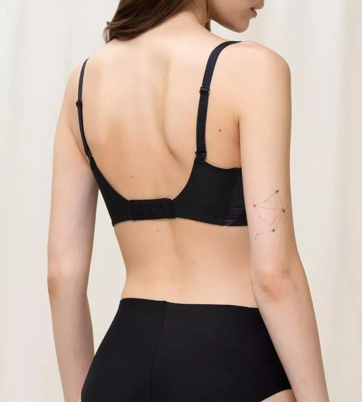 Triumph Inovatyvi liemenėlė formuotais kaušeliais FLEX SMART P EX BLACK